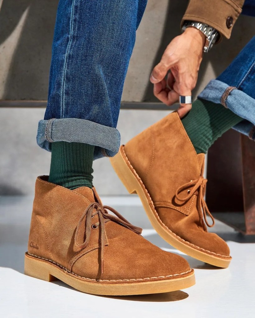 Orthotic and stylish shoes